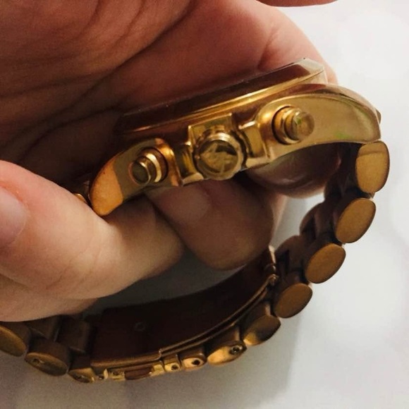 Rose Gold Micheal Kors Watch - Picture 2 of 5